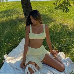 Yellow floral two-piece set. size 2, worn once